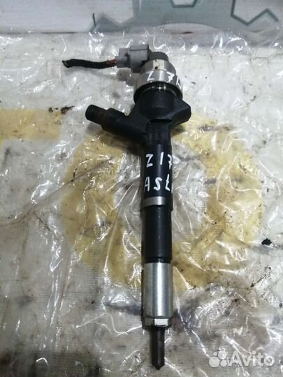 Форсунка топливная z17dtJ, Opel Astra H
