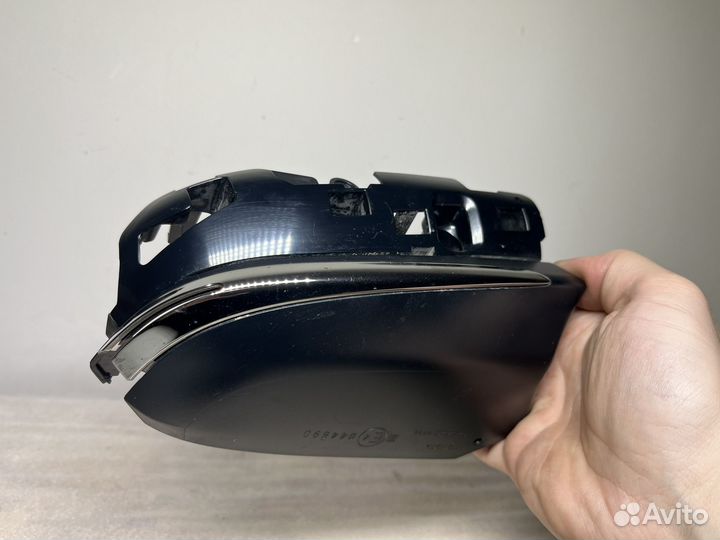 Нижняя накладка хром R зеркала Toyota camry 70