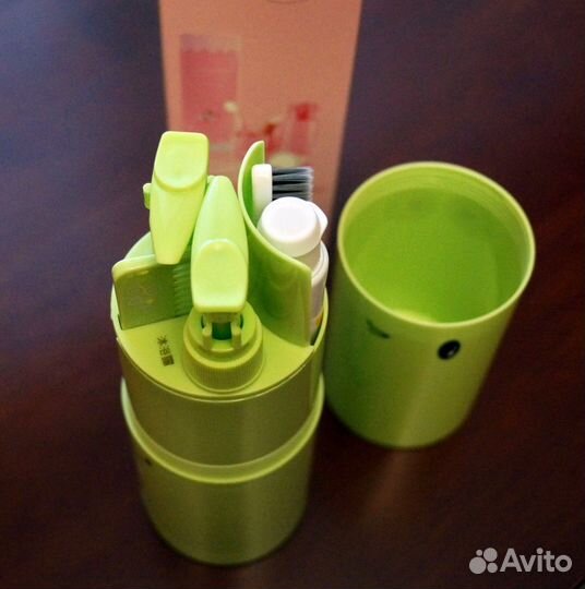 Подарочный набор для средств гигиены / новый