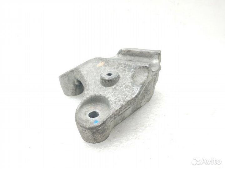 Кронштейн двигателя Peugeot 207