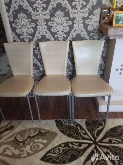 Продам кухонные стулья