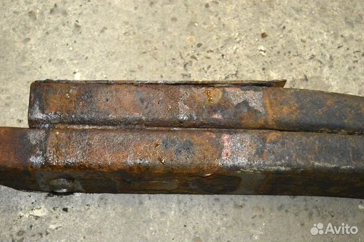 Полурессора ведущего моста, левая scania 4-series