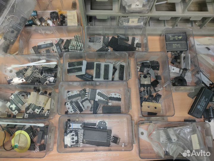 Микросхемы, транзисторы