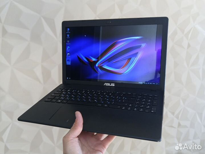 Asus/4ядра(2,6Ггц) /Nvidia920/озу8гб/SSD256gb/15"H