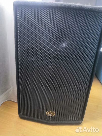 Акустический комплект(аппаратура) -колонки,усилите