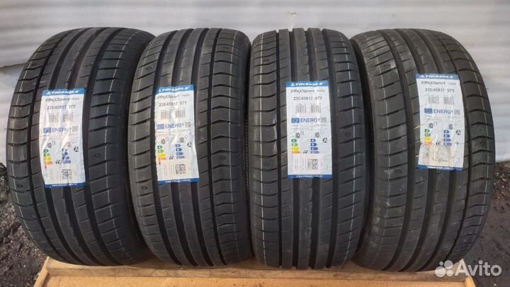 Triangle EffeXSport TH202 235/45 R17