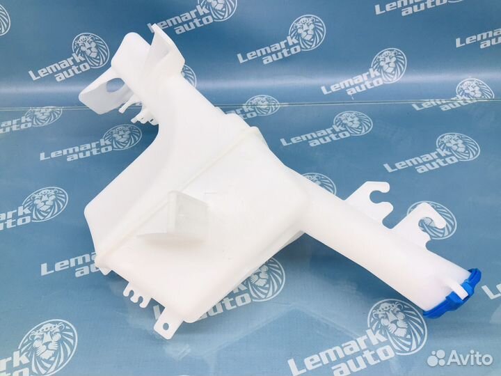 Бачок омывателя лобового стекла Hyundai Creta