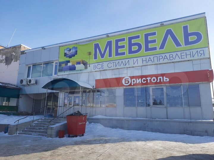 Торговая площадь, 680 м²