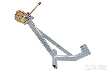 Лебедка для прицепа ручная с кронштейном на борто