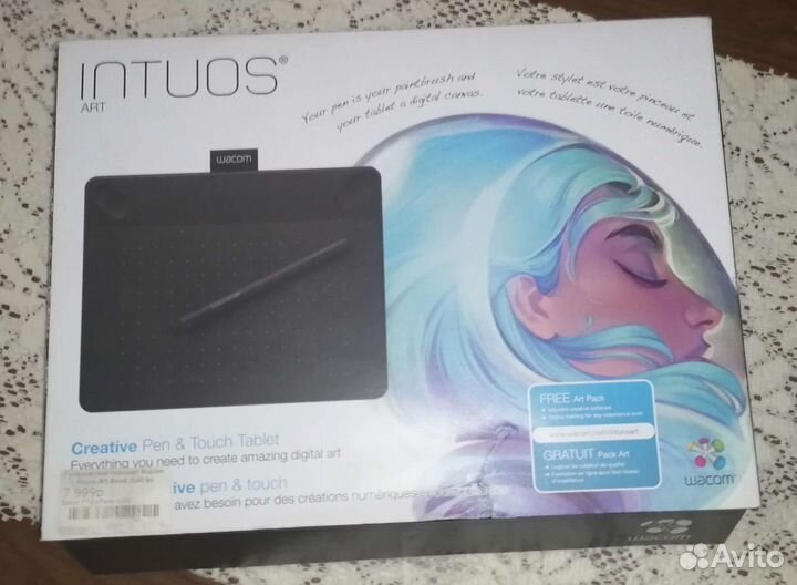 Графический планшет Wacom Intuos Art Small