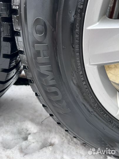 Kumho WinterCraft SUV Ice WS31 235/65 R17 108T