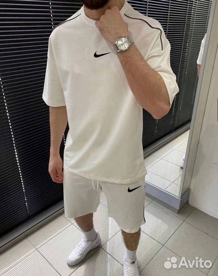 Спортивный костюм nike в наличии