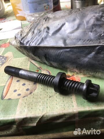 Болт крепления гбц змз 514