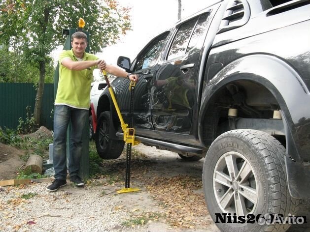 Силовые пороги Nissan Navara D40 3 точки крепления