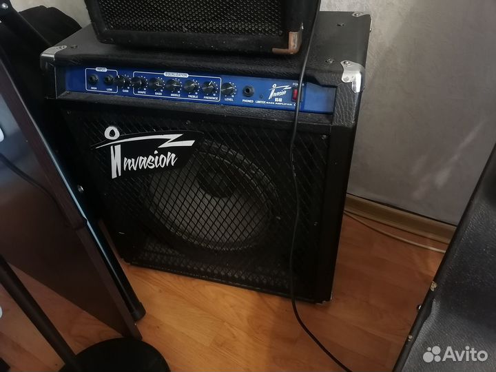 Басовый комбик invasion bs40