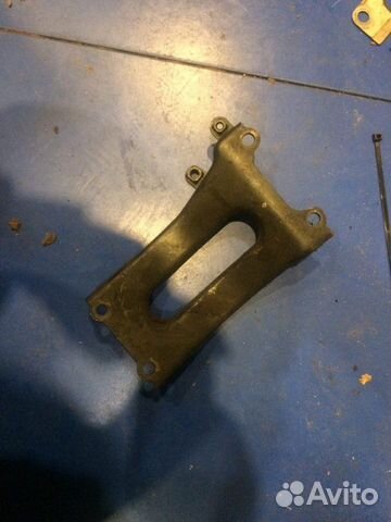 Опора коллектора Mitsubishi Pajero V60 6G74