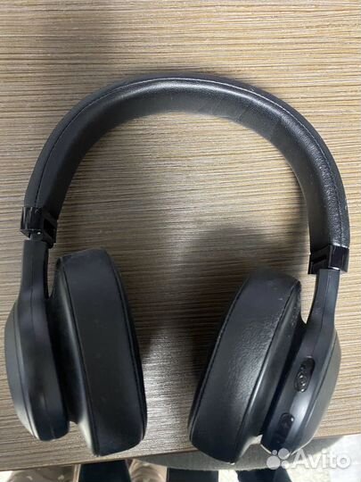 Беспроводные наушники jbl