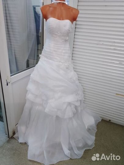 Платье свадебное 42-52 размеры