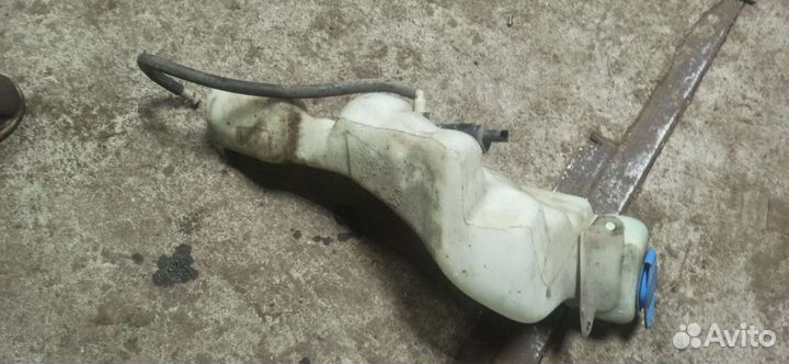 Бачок омывателя audi a4b5