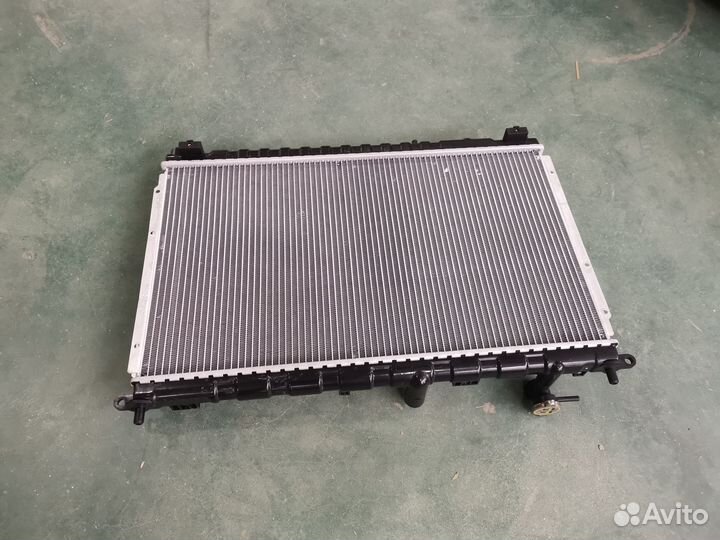 Радиатор MG 350, MG 5 (для АКПП) (дефект)