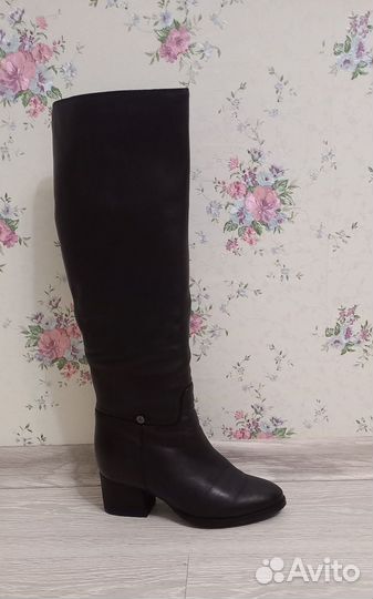 Зимние женские сапоги 37,5