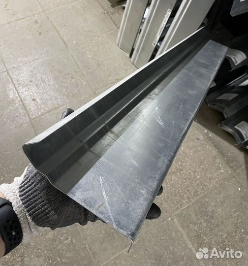 Порог передний правый Dodge Caravan III, Chrysler