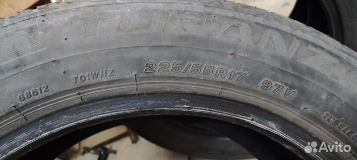 Bridgestone Turanza T001 225/55 R17