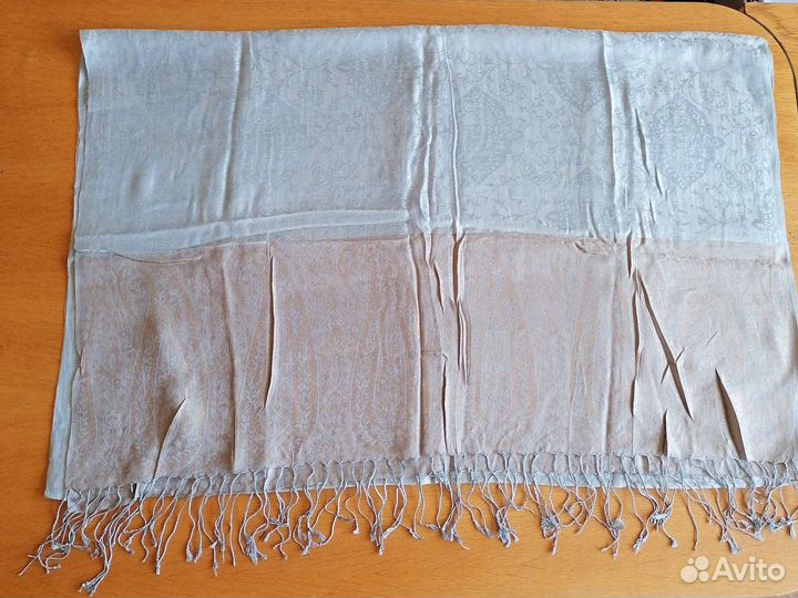 Шаль шелковая