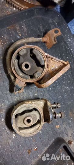 Подушка двигателя Hyundai Accent