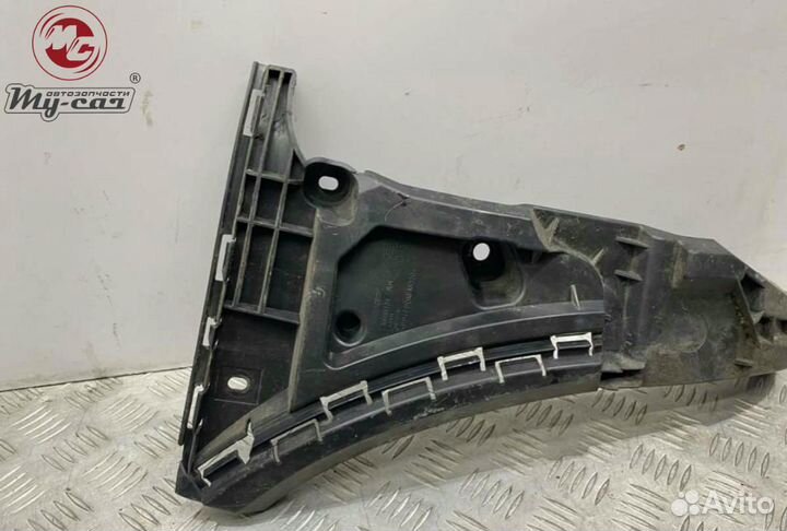 Кронштейн крепления бампера volvo xc90 1 рестайлинг (2006-2014) 2.4 30698129