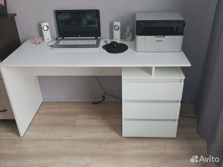 Стол письменный Кайт отличное качество