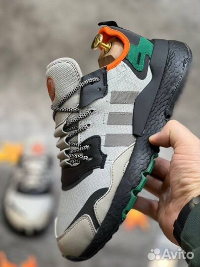 Adidas nite jogger разм. 44