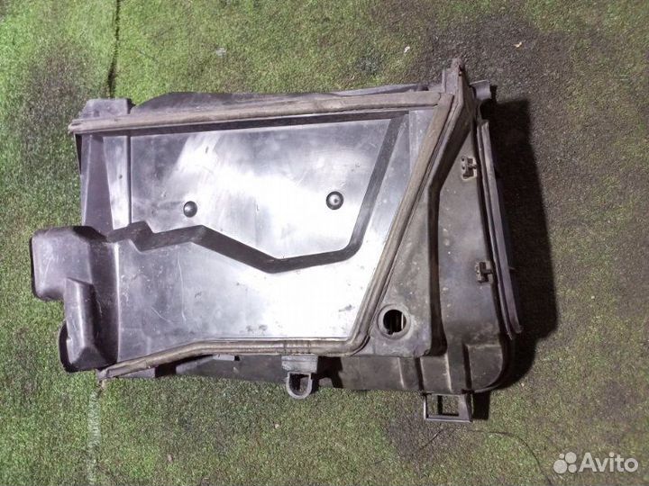 Фильтр салона левый Bmw 5-Series E39 M52B25 1997