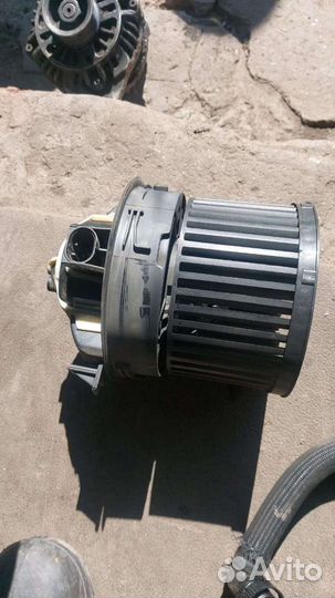 Peugeot 308 моторчик печки