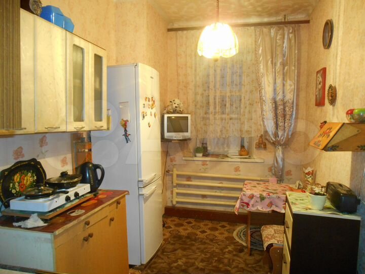 Комната 18 м² в 2-к., 1/2 эт.