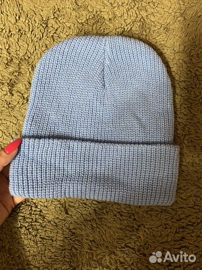 Шапка на девочку новая