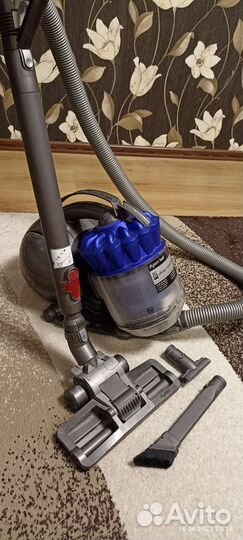 Пылесос Dyson DS37