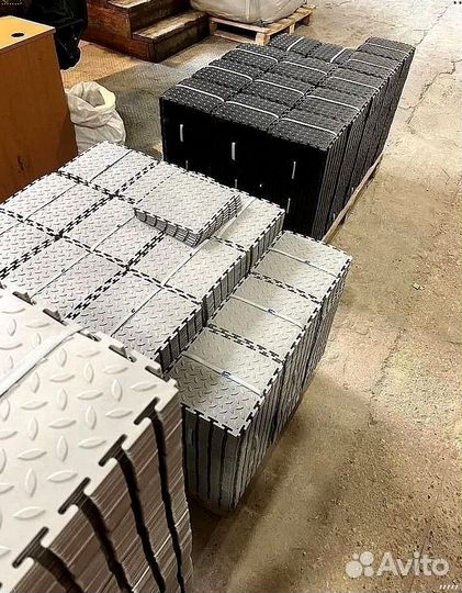 Пвх плитка для магазина