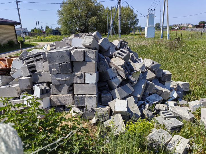 Строительный блок б/у целые, колотые и бой