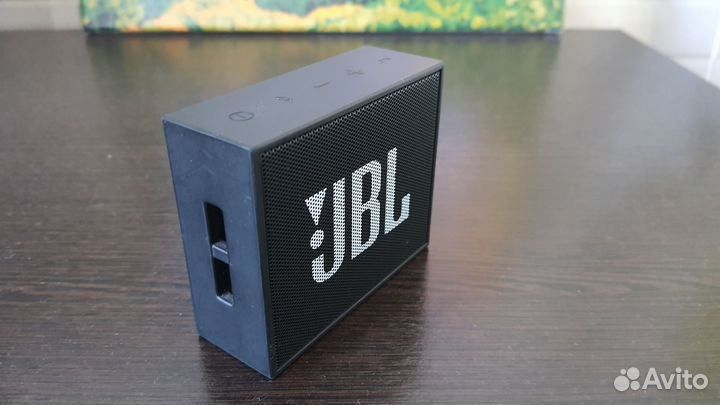 JBL GO
