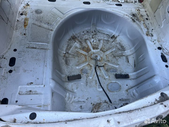 Запчасти на renault logan 2