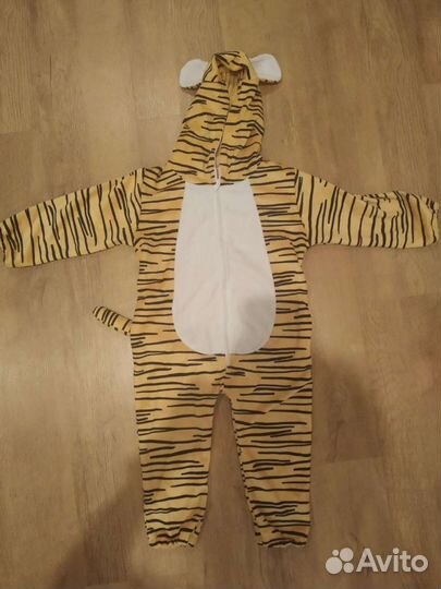 Новогодний костюм тигренка