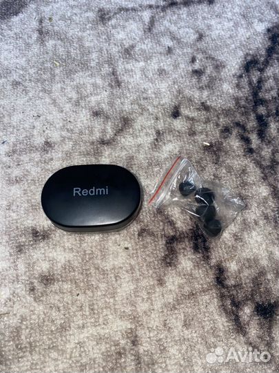 Беспроводные наушники realme