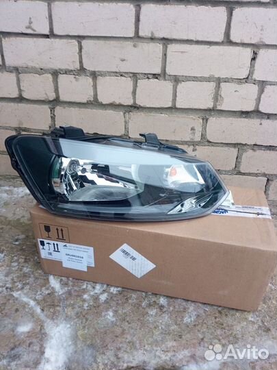 Фара основная VW Polo Sedan 2010- (RUS)