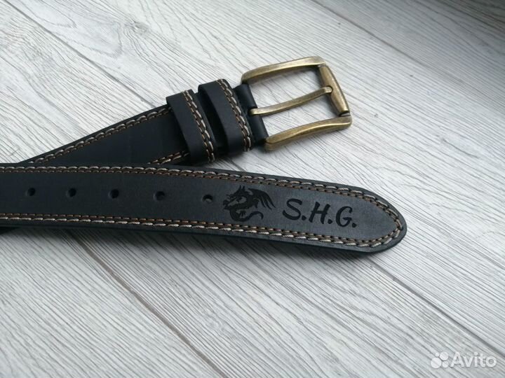 Стильный кожаный ремень ручной работы