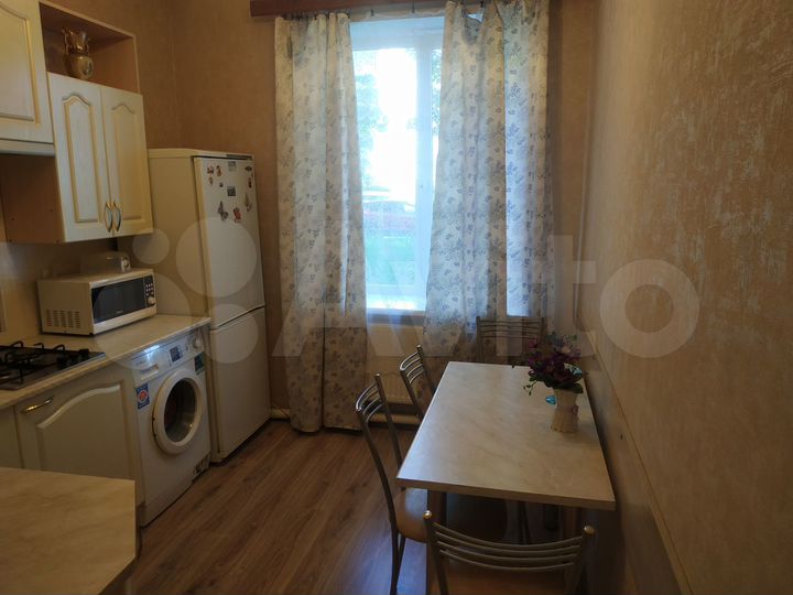 2-к. квартира, 55 м², 1/5 эт.