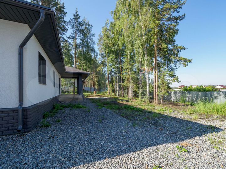 Коттедж 131,1 м² на участке 9,8 сот.