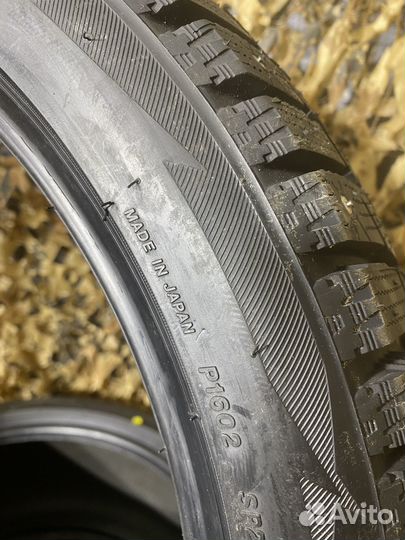 Bridgestone Blizzak Spike-02 235/40 R18 T