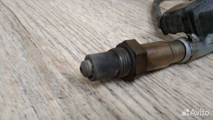 Кислородный датчик лямбда зонд 06J906262M CCZ 2.0