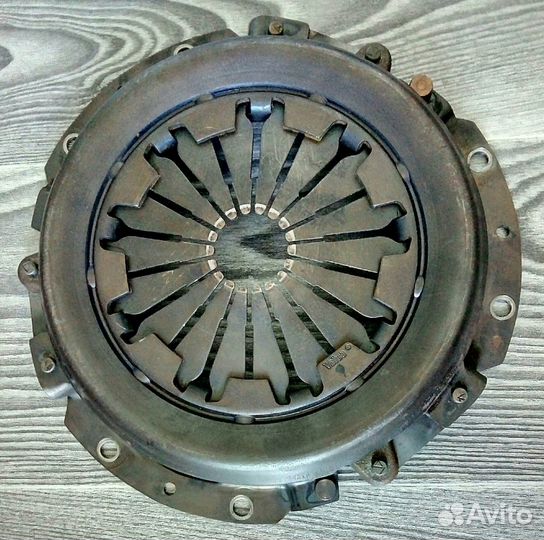 Корзина сцепления